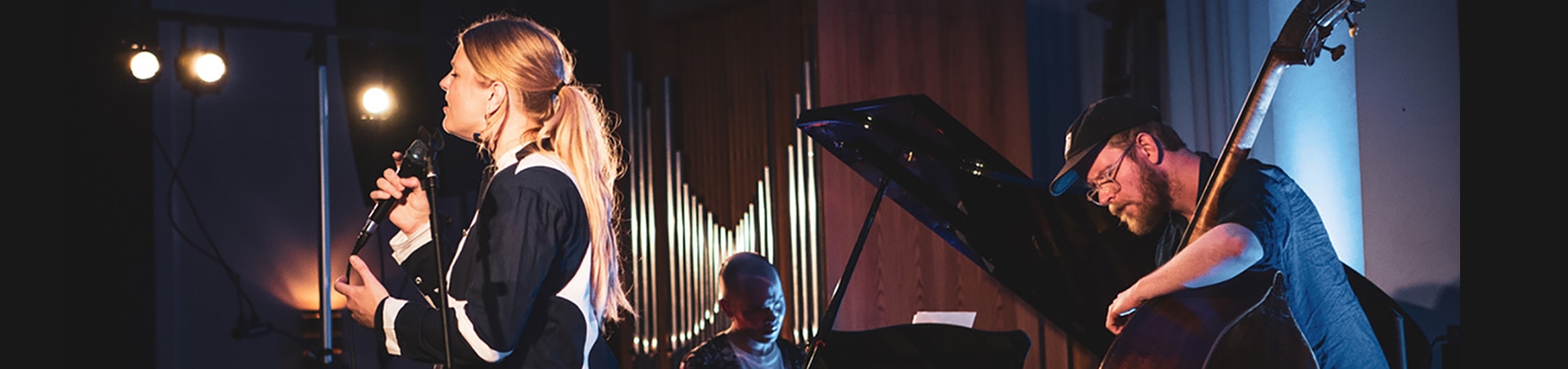 Sara Aldén – Jazz på liv och död
Torsdag 9 april 2026 kl. 19.00
Folkets hus, Lidköping
